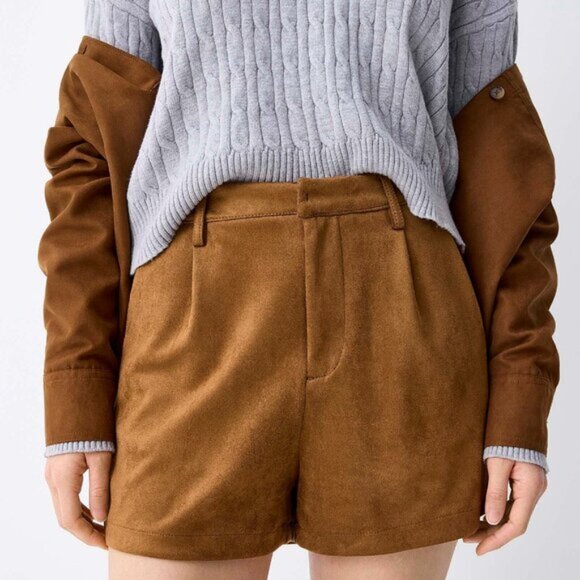 NWT Toast Brown faux suede short - Picture 2 of 3